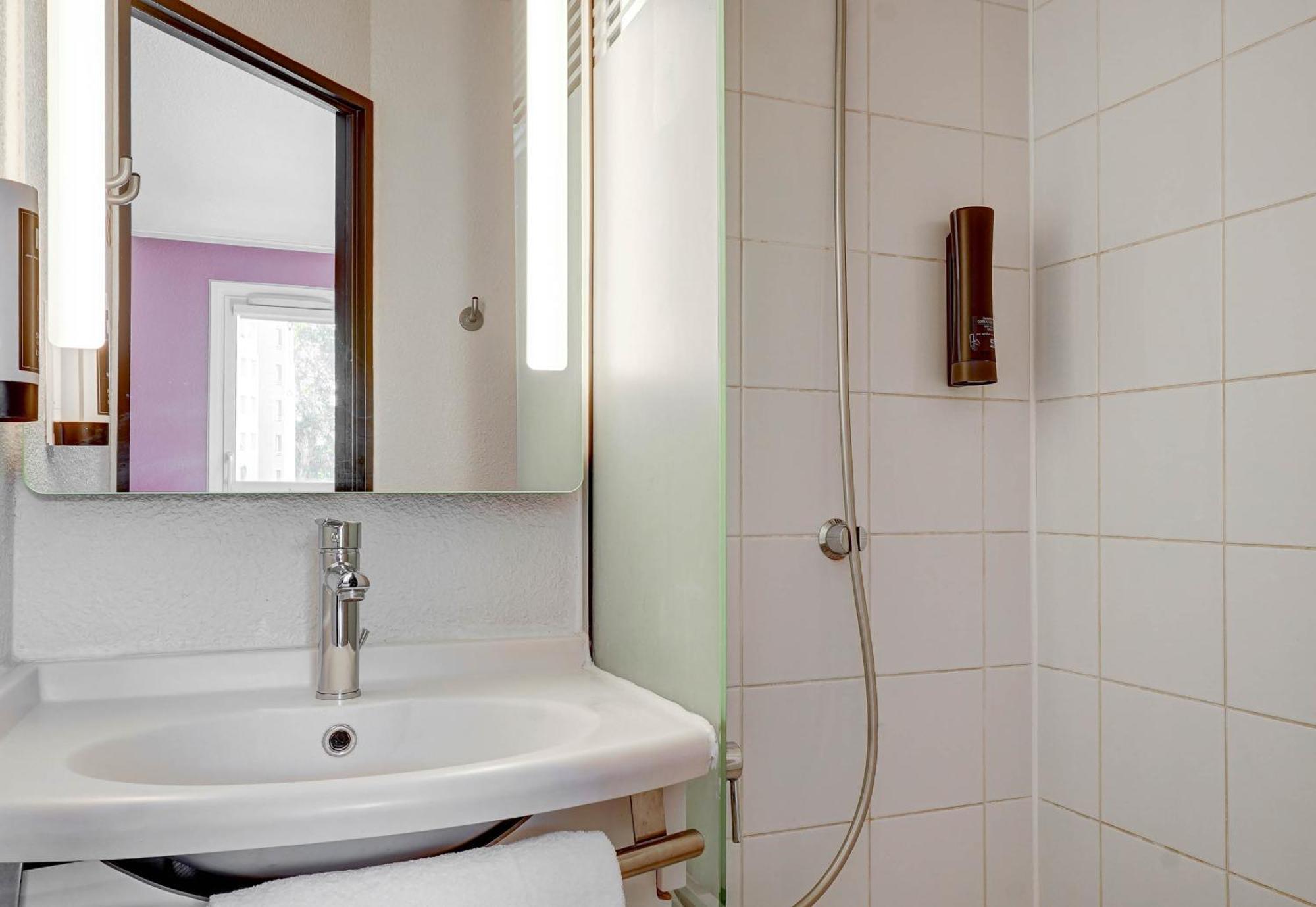 B&B Hotel Marseille Parc Chanot מראה חיצוני תמונה